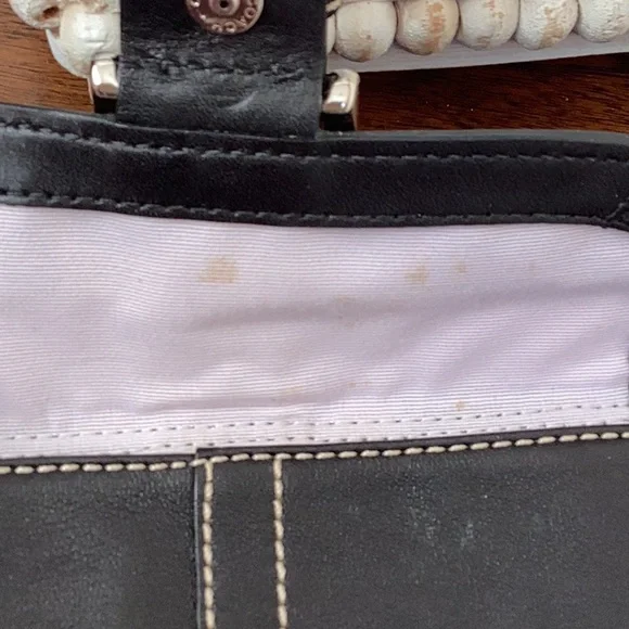 Coach vintage y2k black with silver hardware soho wristlet with lavender inside - Picture 10 of 16